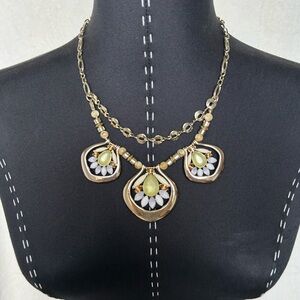 WHBM White House Black Market Green/White Floral Medallion Gold Tone Necklace